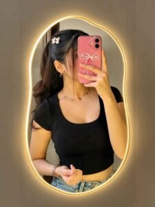 Mirror Selfie Photo Editing